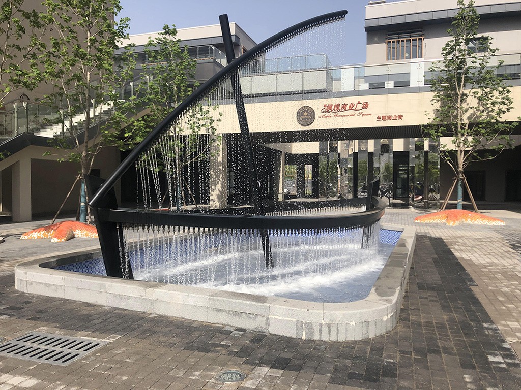 03.jpg